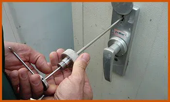 Orlando Lock And Safe Orlando, FL 407-548-2020 - 5-lock-opening